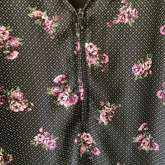 Thyme Maternity Black and Pink Floral Tank Top - Picture 2 of 9